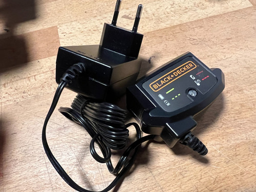 Black decker ladegerät - black, &