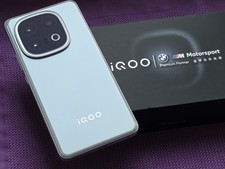 Vivo iQOO 13 5G - Top Perfomance Android Smartphone - ohne Simlock - mit Google