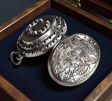 * RAR * Antikes Medallion *