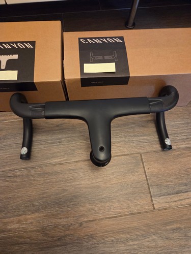 Canyon aeroad cp0018 - canyon, carbon