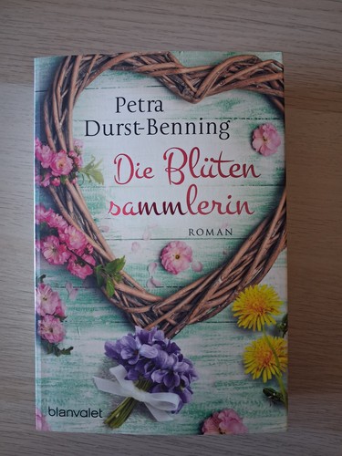 Die blütensammlerin von - blütensammlerin, petra