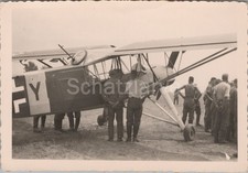 Foto, 11 I.R.32, Blick auf einen Fieseler Storch (MJ-18)