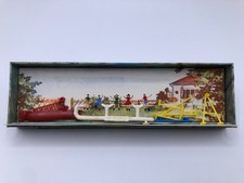 Merten 2454 | Gerätespielplatz | Zubehör | Spur N | Figuren | Kinderspielplatz r