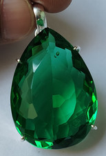 79 kt großer grüner Smaragd