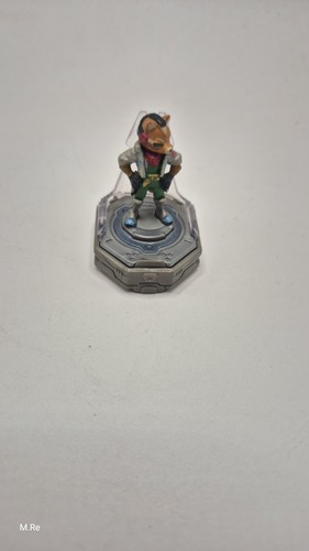 Star fox from starlink - star,