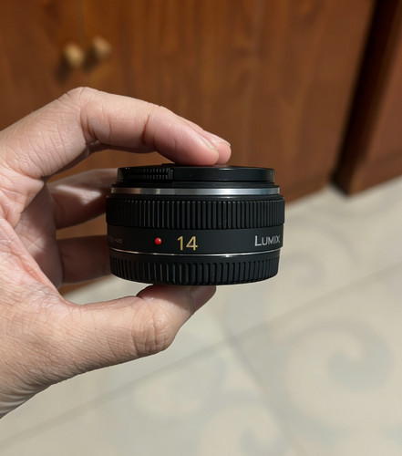 Panasonic lumix 14mm 5 - g,