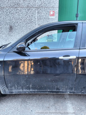 51740799 Alte Tür. Links ALFA