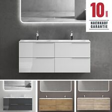 Waschbecken mit Unterschrank