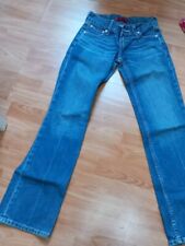 LEVIS EVE SQUARE CUT,STRAIGHT LEG 24/32