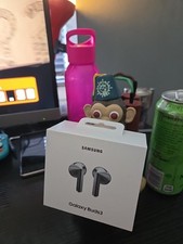 Samsung Galaxy Buds 3 - Silber - BRANDNEU geöffnet nie benutzt