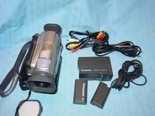 PANASONIC 3CCD NV-DX 100 E