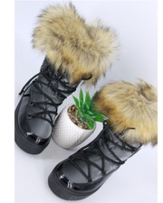 SCHNEESTIEFEL MIT DICKEM FELL