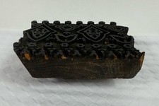 Antikes handgeschnitztes Holz