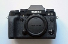 Fuji Fujifilm X-T1.