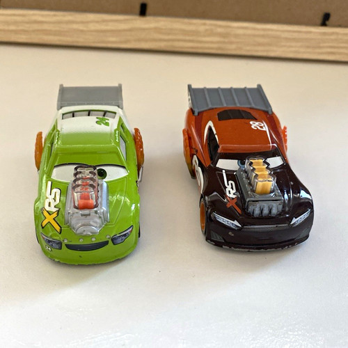 Mattel disney pixar cars xrs - mattel,
