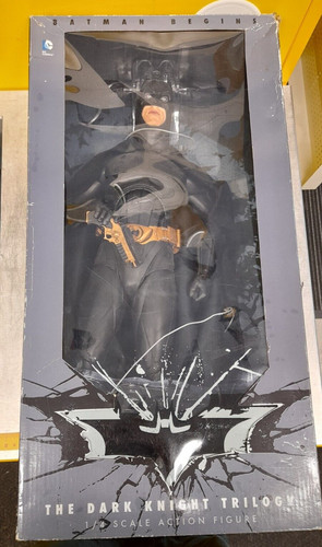 Neca batman begins - |, |