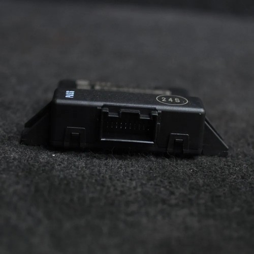 Audi 8t3 2010 gateway - 8t3,