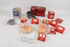 Q43D36- Konvolut Ersatzteile meist Motorrad meist Honda ua Kolben Kolbenringe