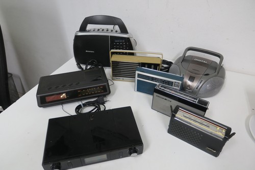Konvolut alter kofferradios - ,