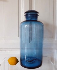 Riesiges antikes Vorrats