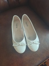 Weiße BALLERINA, Gr. 35, neuwertig, LEDEROPTIK