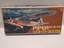 Bandai 8521-300 Piper PA-18-135 1:48 Flugzeug Modellbausatz RAR