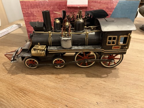 Große dampflok lokomotive - lokomotive, 37