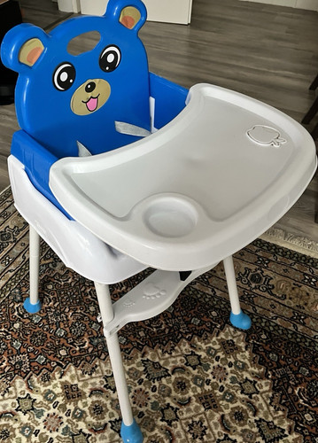 Blauer baby hochstuhl mit - baby-hochstuhl,