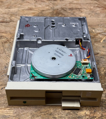 Floppy disk drive - disk,