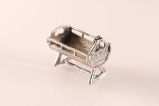 Silberfigur Miniatur Bett  Silber 800 Möbel Puppenmöbel  Schaukelbett