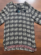 Tolani, wunderschöne Tunika/Longbluse gemustert, schöne Details, Gr. XL, Seide