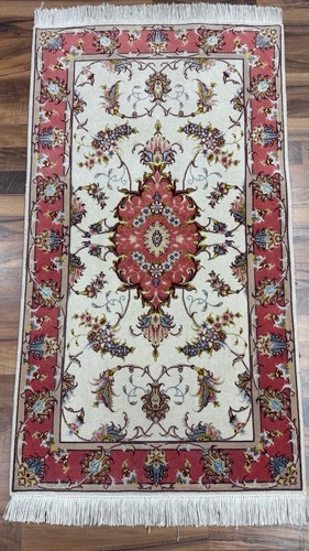 Tabriz x 121 - ✔, |