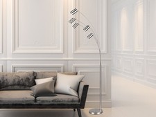 Große Bogenlampen für