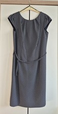 Damen Etuikleid Größe 40