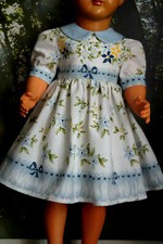  Puppenmode süßes Kleidchen Sonntagskleidchen für Puppe Gr 70 Handarbeit