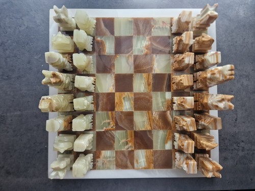 Vintage schachspiel aus stein - vintage,