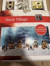 17 Teiliges Winterdorf mit LED