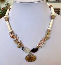 Muschel-Halskette mit