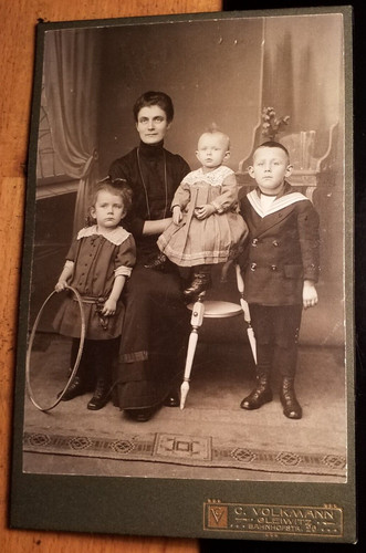 Frau kinder junge - frau,