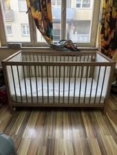 Kinderbett / Babybett mit