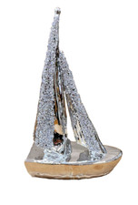 Silber Segelschiff gebrochener