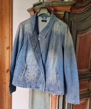 Jeansjacke mit Nieten