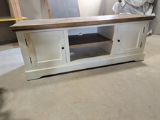 TV-Bank mit Türen aus Holz, 145x54x50Cm