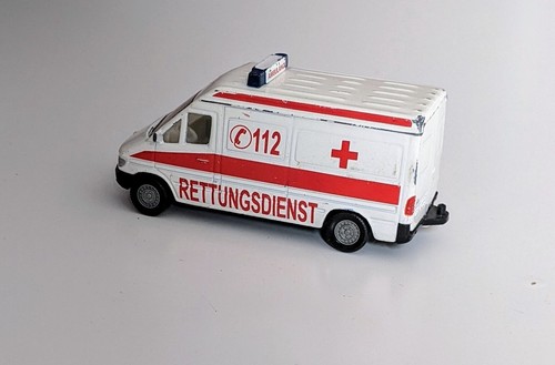 Siku rettungswagen 0805 - rettungswagen,