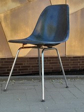 Herman Miller Eames Fiberglas