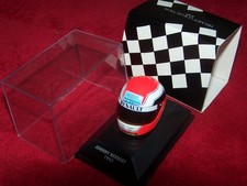 Minichamps Helm F1 Johnny Herbert (GB) Benetton B195 1995 1:8