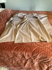 2 Spannbettlaken aus 100 % Baumwolle in der Farbe Taupe aus Stoff zum Bügeln