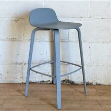 MUUTO Visu Thekenhocker grau
