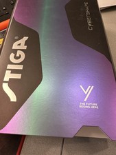 Stiga Cybershape Carbon Tischtennisholz mit Rakza Z Belägen (Hybrid Klebrig)