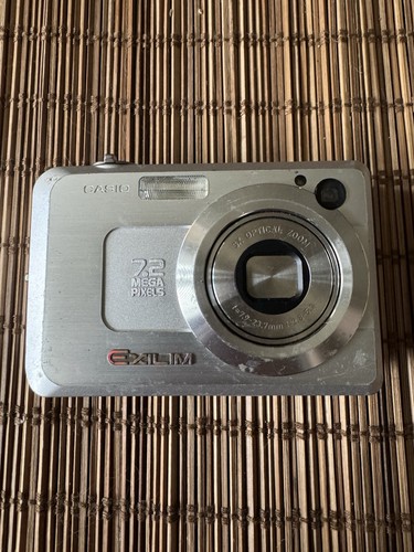 Casio exilim z750 - casio,